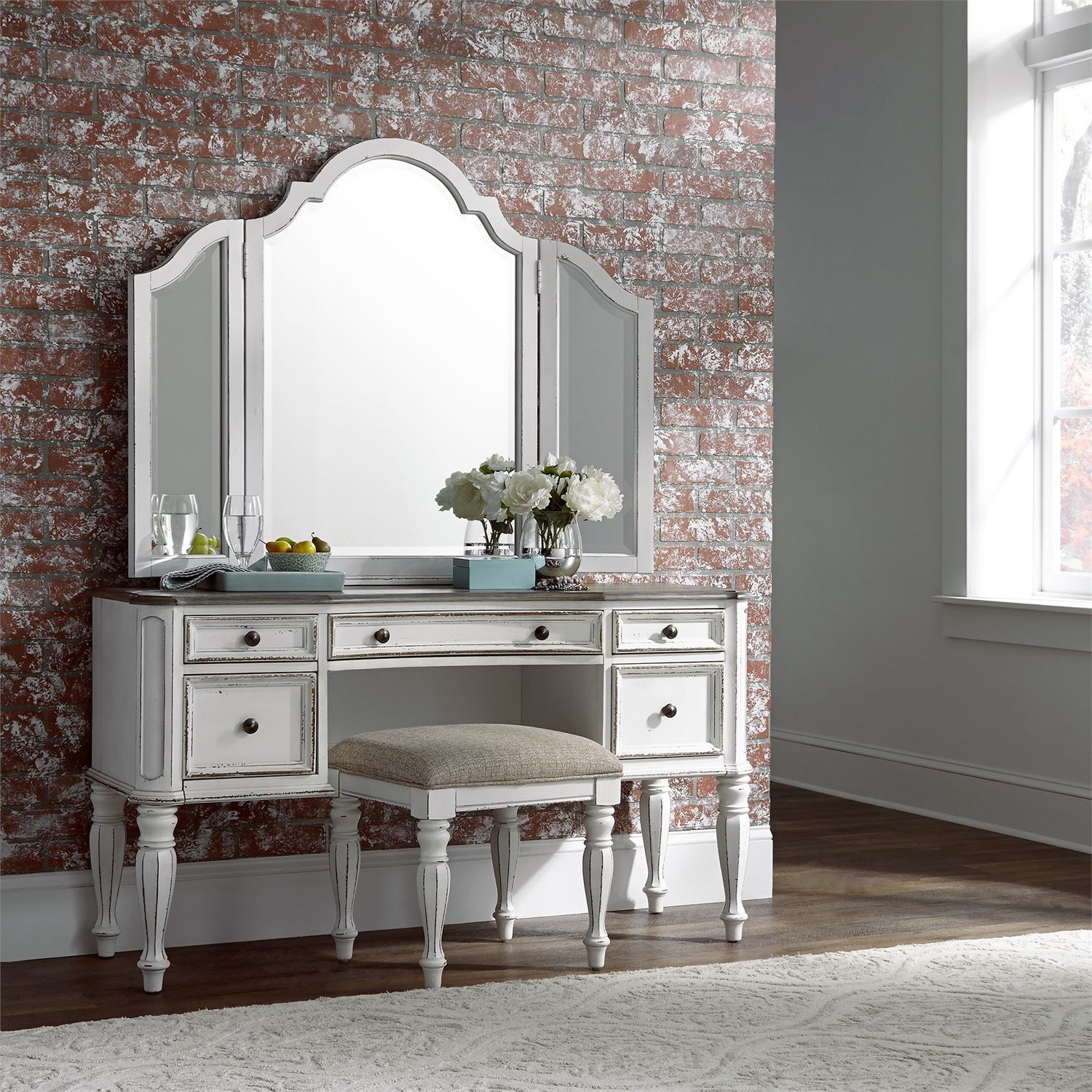 Magnolia stool sales